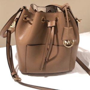 Michael Kors Greenwich Bucket Bag-Dark Khaki